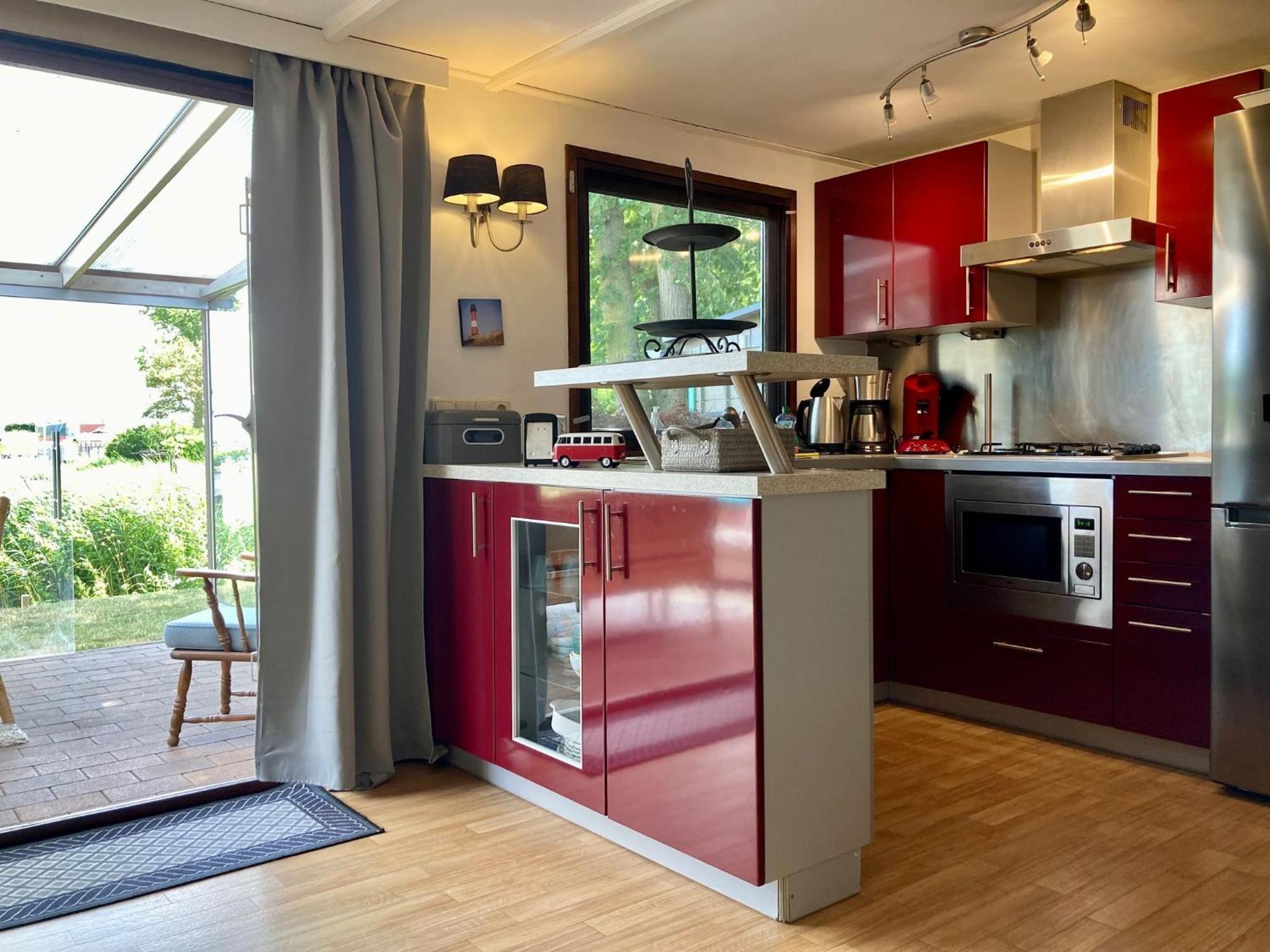 4 Pers Holiday Home Hilla With Winter Garden In Front Of The Dike Directly On The Lauwersmeer Anjum Bagian luar foto